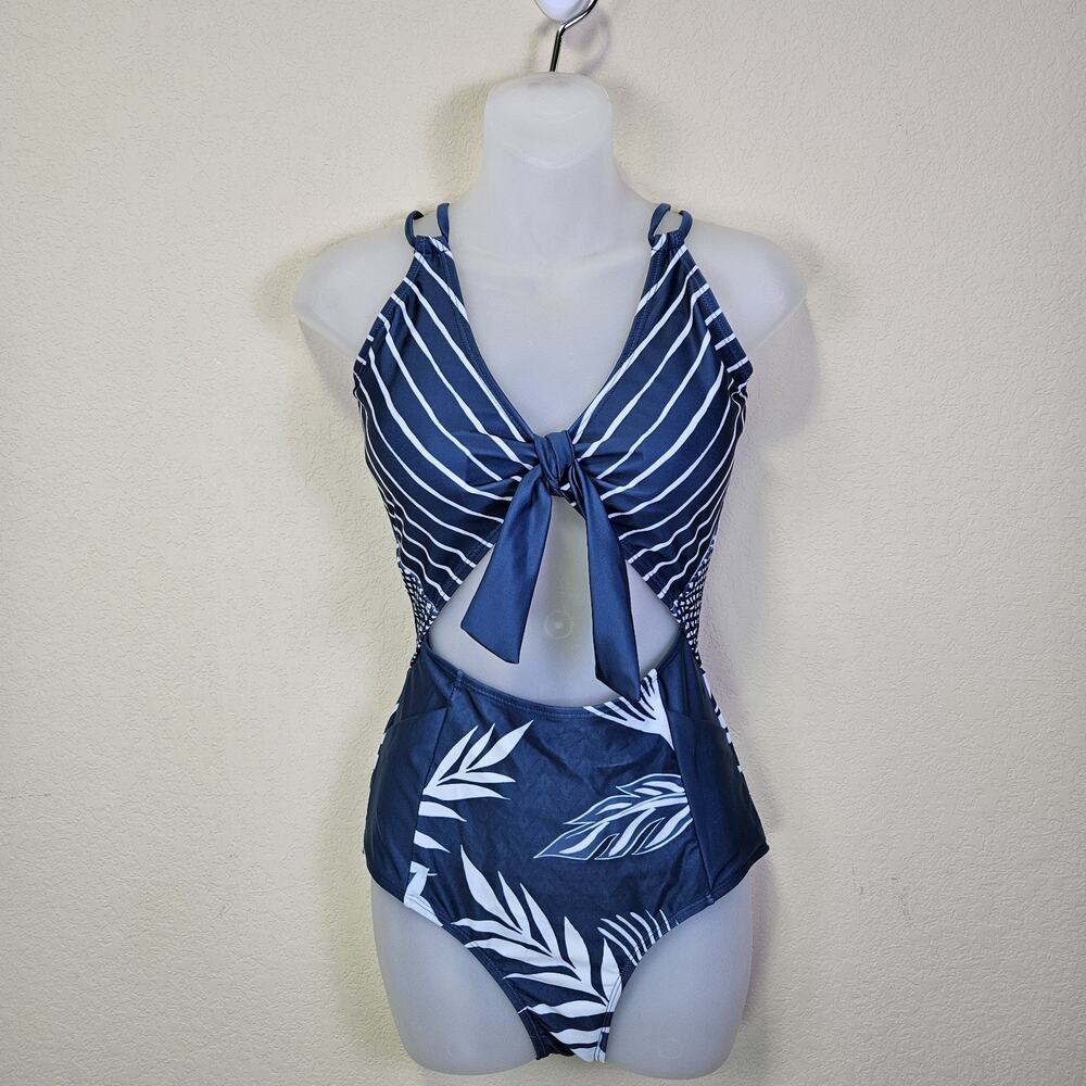 Nani Swimwear Solstice High Tide One Piece Swimsuit M Monokini Pocket Floral NWT